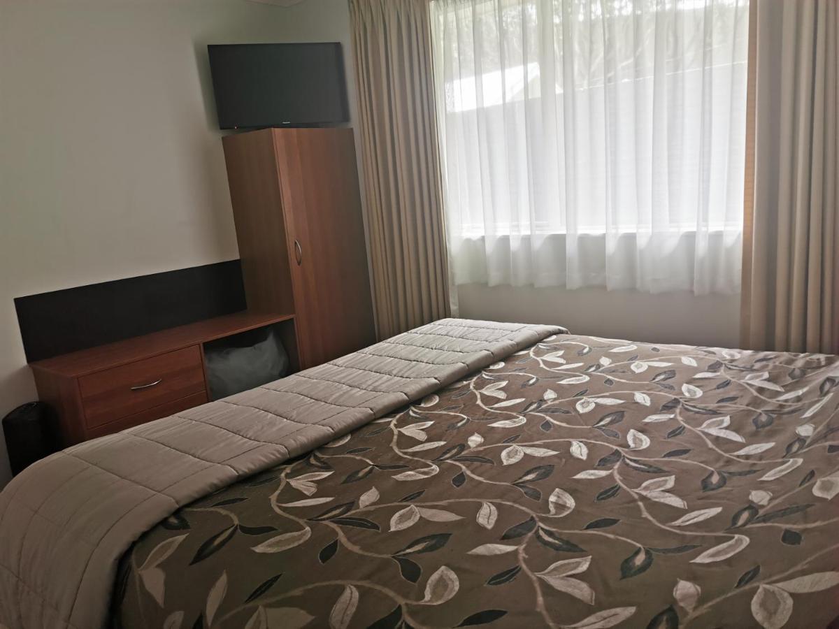 บีเค เอกมอนต์มอเตอร์ลอดจ์ Motel นิวพลีมัธ ภายนอก รูปภาพ